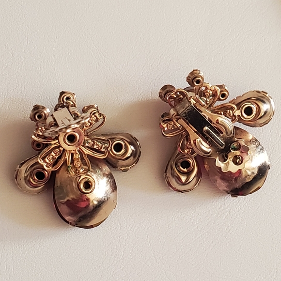 Vintage Aurora Borealis Ruby Rhinestone Earrings - Picture 6 of 16